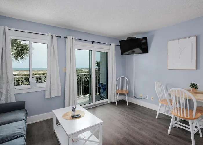 Beachfront With Stunning Sea Views Holiday home *